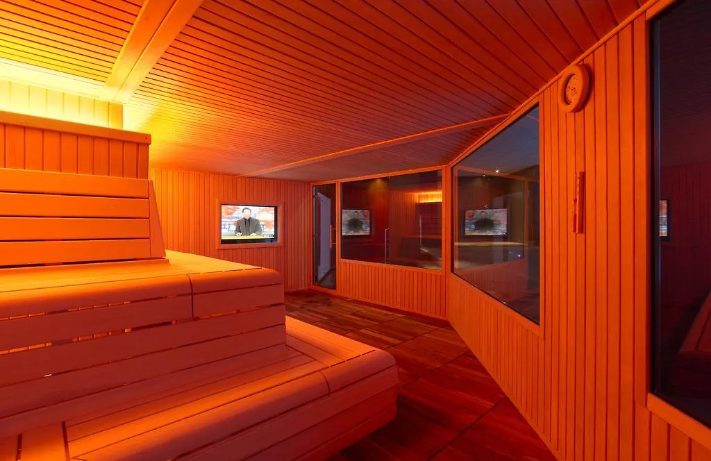 Castro Exclusive Residences Spa Sagrada Familia Barcelona 5*,